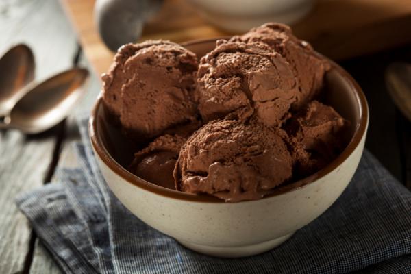 Helado de chocolate, el protagonista de la temporada